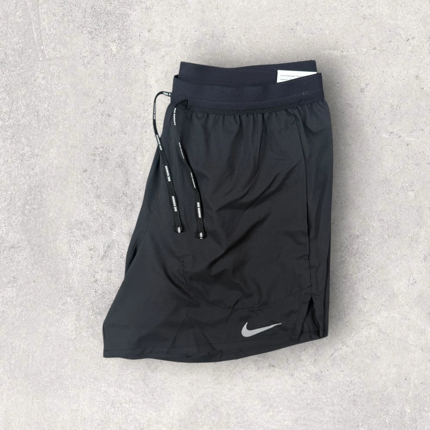 NIKE TECH KNIT T-SHIRT & STRIDE FLEX 5 SHORTS- BLUE/BLACK