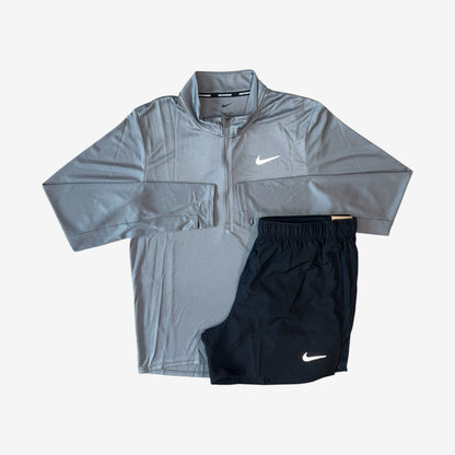NIKE PACER 1/4 ZIP & CHALLENGER SHORTS - SKOKE GREY/BLACK
