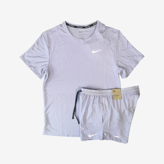 NIKE MILER T-SHIRT / STRIDE SHORT SET - HYDRANGEAS