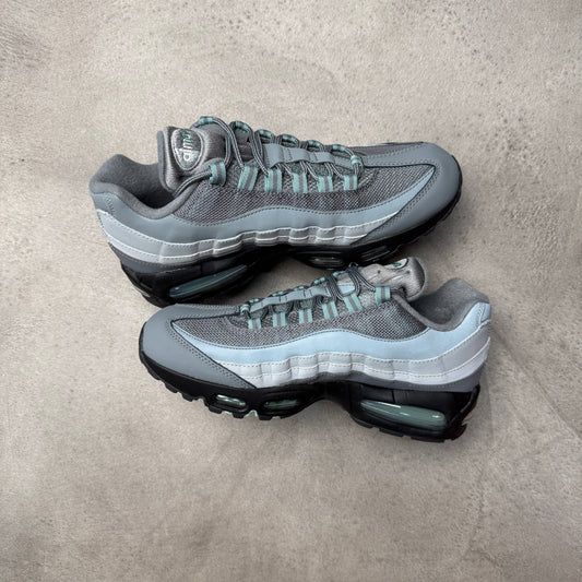 NIKE AIR MAX 95 - SMOKE GREY/GRIS FUME
