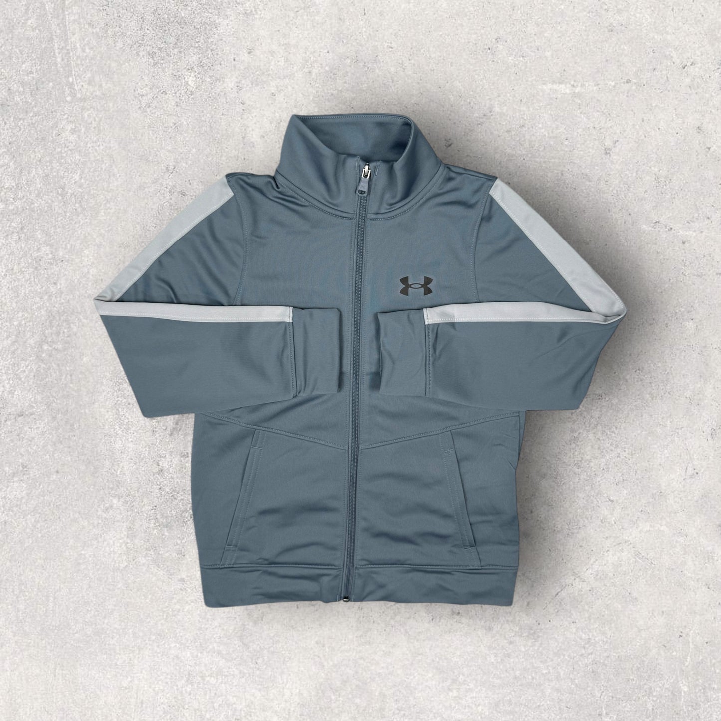UNDER ARMOUR POLY PENNANT JUNIOR TRACKSUIT - SLATE