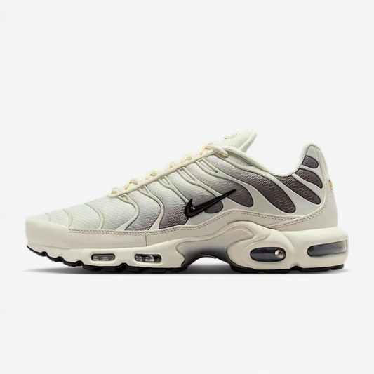 NIKE AIR MAX PLUS TN - LIGHT OREWOOD