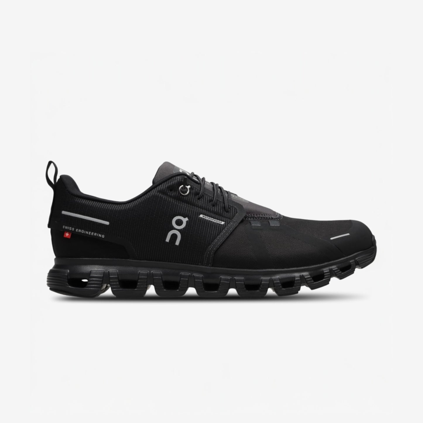 ON RUNNING CLOUD 6 - TRIPLE BLACK