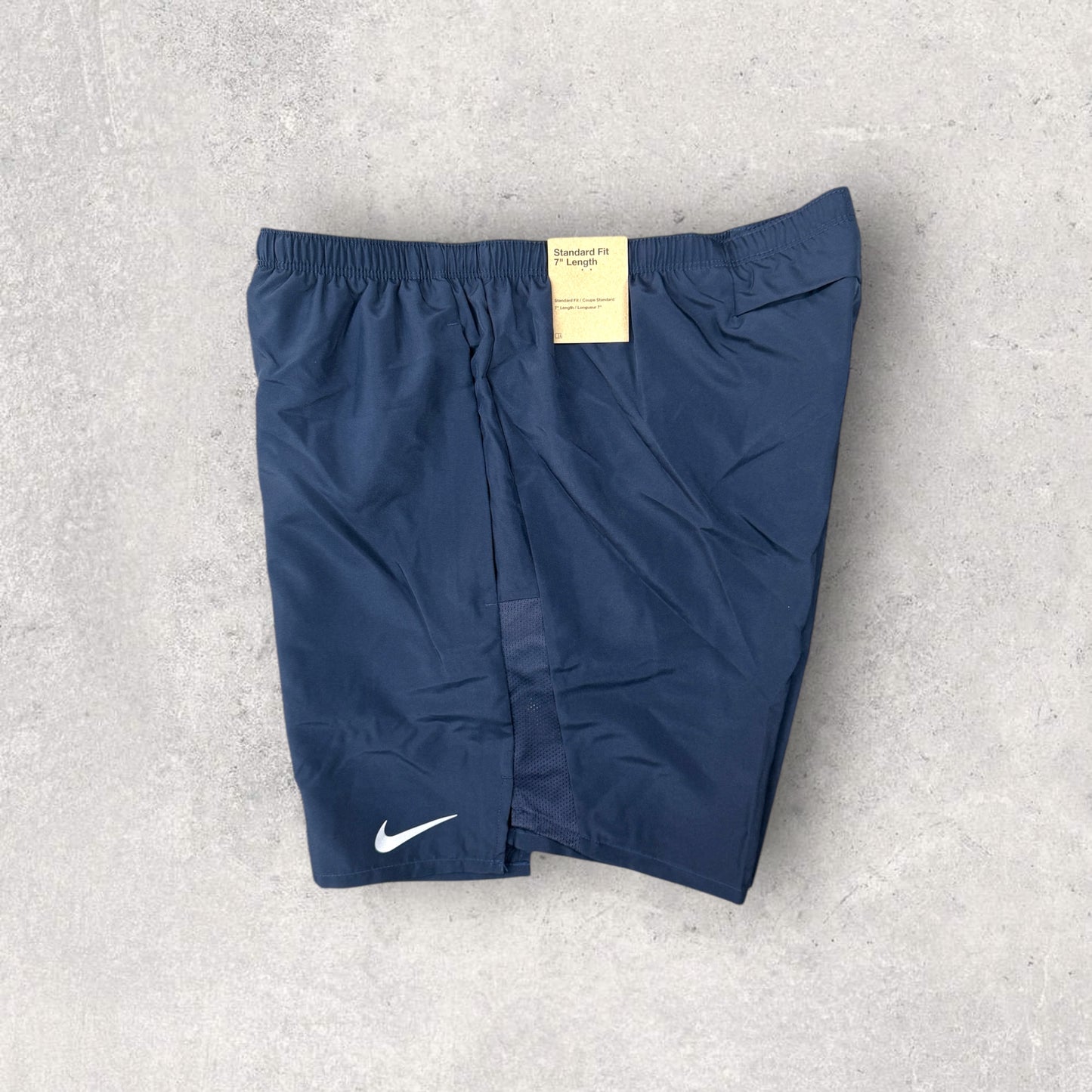 NIKE CHALLENGER SHORT 7 INCH - NAVY