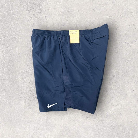 NIKE CHALLENGER SHORT 7 INCH - NAVY