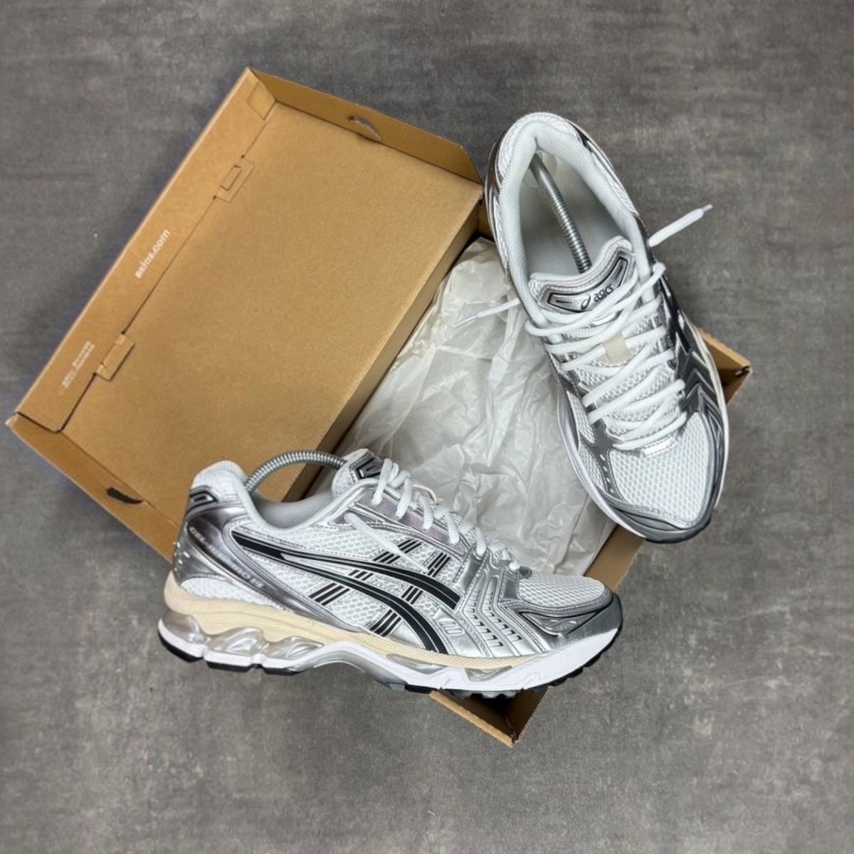 Asics Kayano 14's Graphite Grey