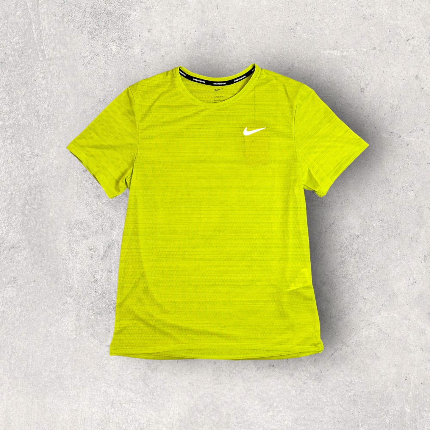 NIKE MILER BREATHE T-SHIRT - CACTUS