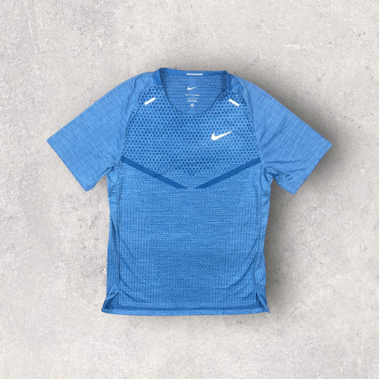 NIKE TECH KNIT T-SHIRT & STRIDE FLEX SHORT SET - BLUE/GREY