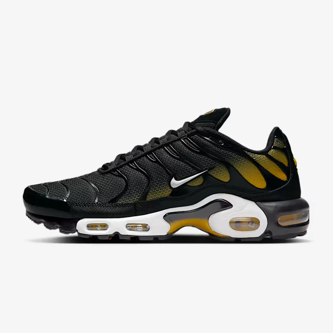 NIKE AIR MAX PLUS TN - BLACK UNIVERSITY GOLD