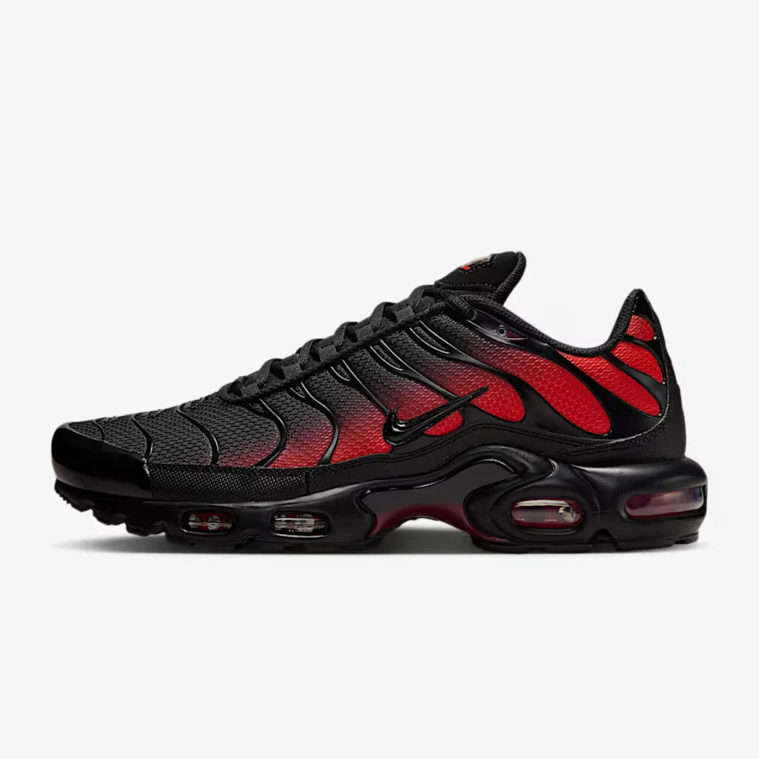 NIKE AIR MAX PLUS TN - BLACK CRIMSON RED