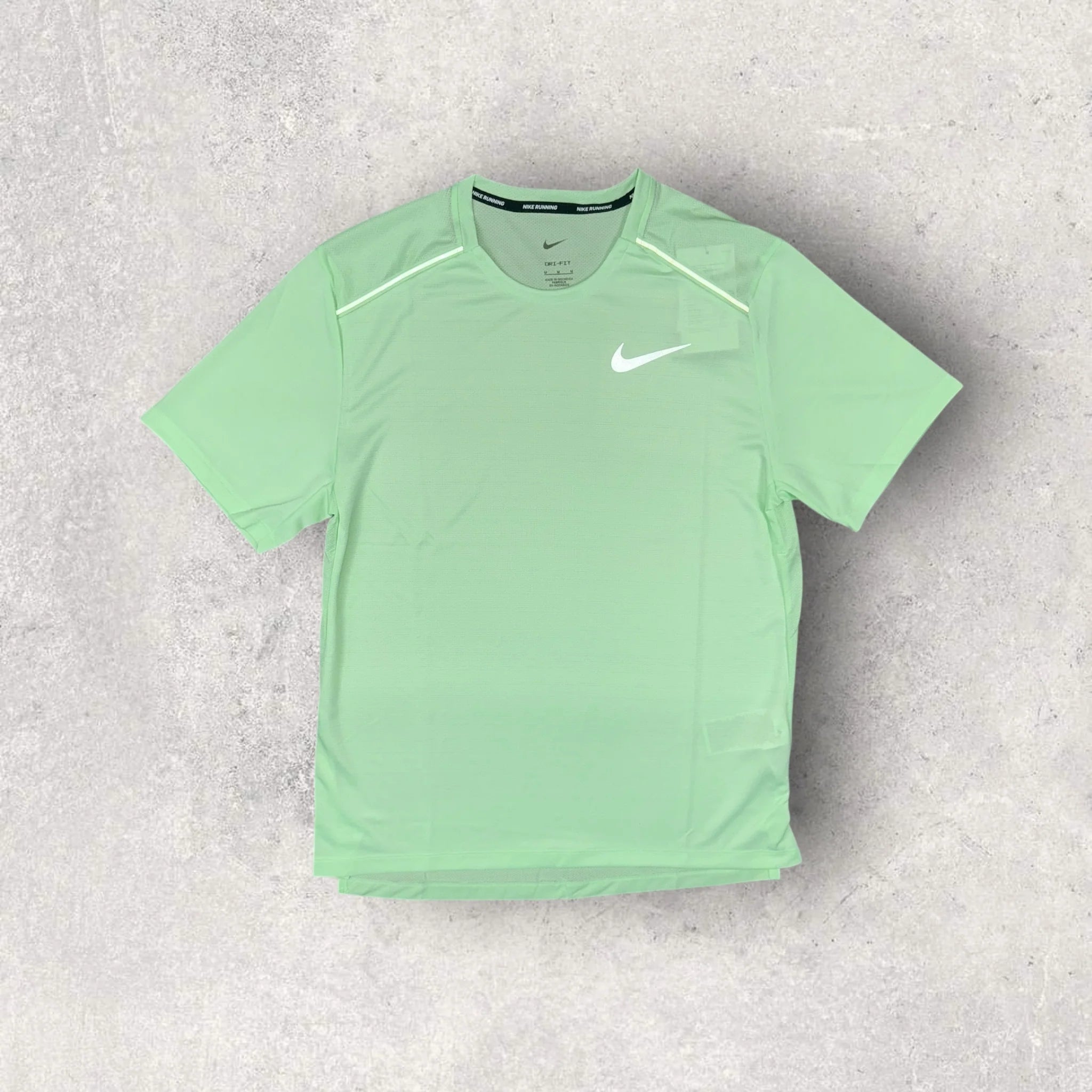 NIKE MILER 1.0 T-SHIRT / SHORT SET - VAPOUR GREEN/BLACK
