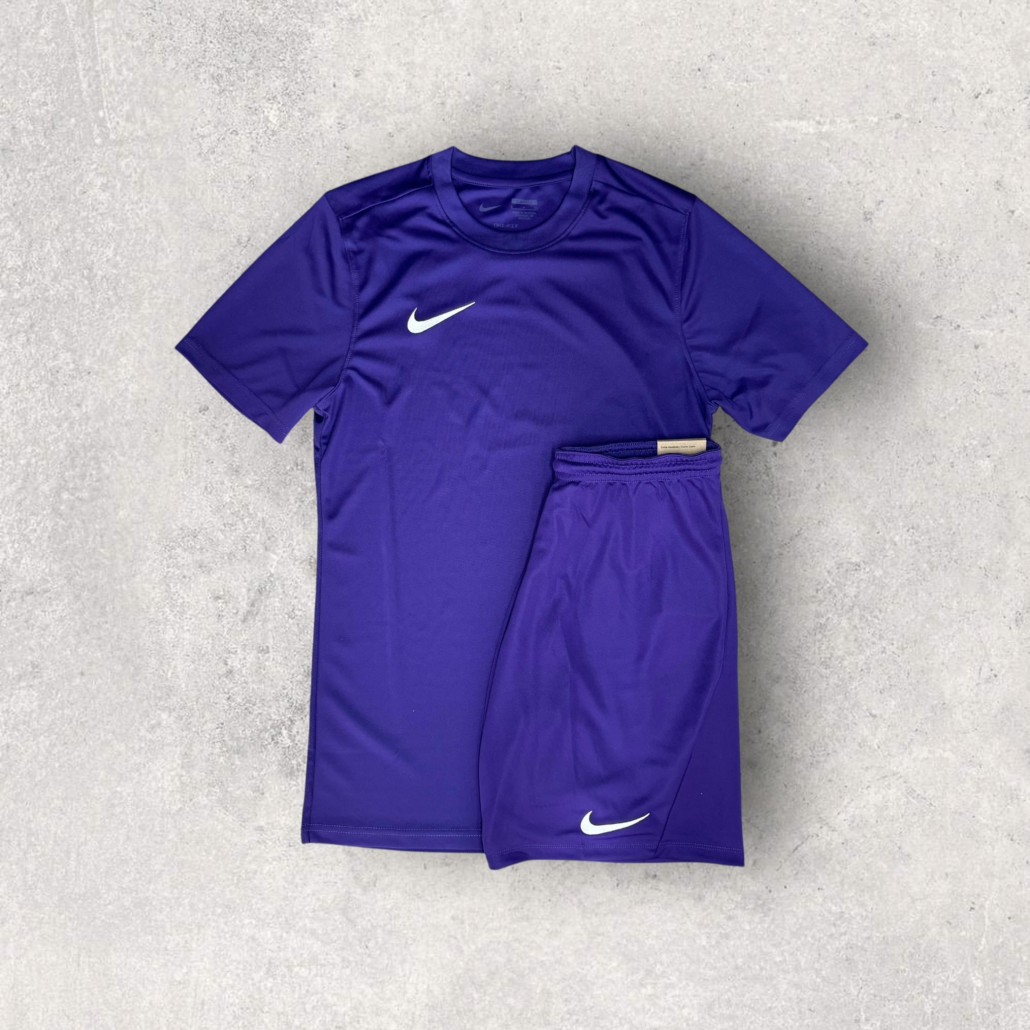 NIKE DRI-FIT SET - T-SHIRT & SHORTS - PURPLE