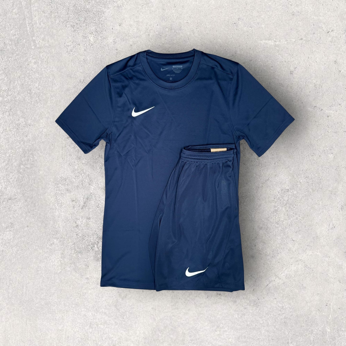 NIKE DRI-FIT SET - T-SHIRT & SHORTS - NAVY