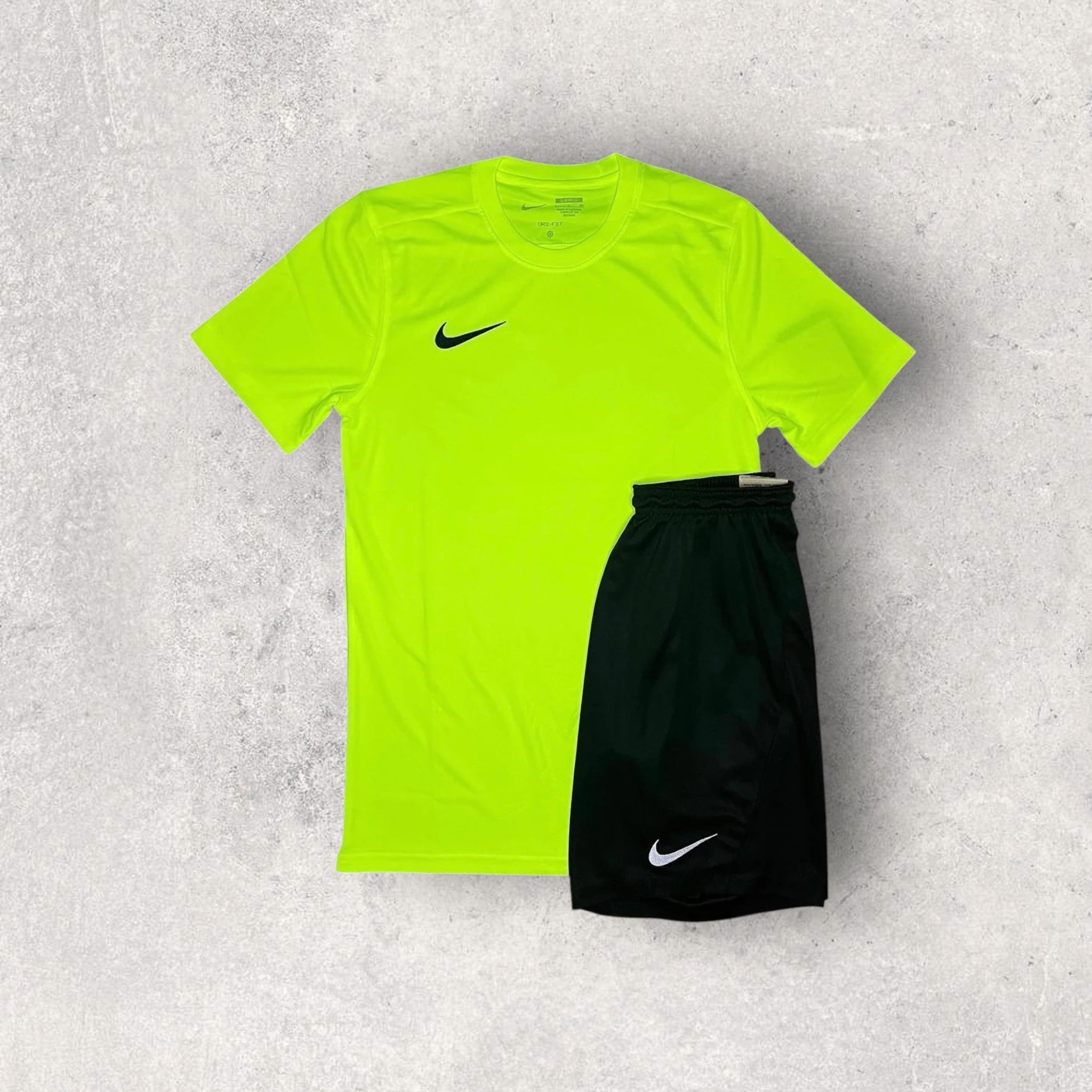 NIKE DRI-FIT SET - T-SHIRT & SHORTS - VOLT/BLACK