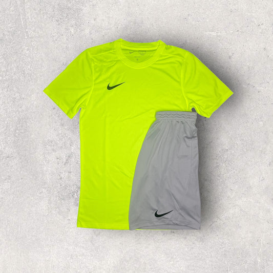 NIKE DRI-FIT SET - T-SHIRT & SHORTS - VOLT/GREY